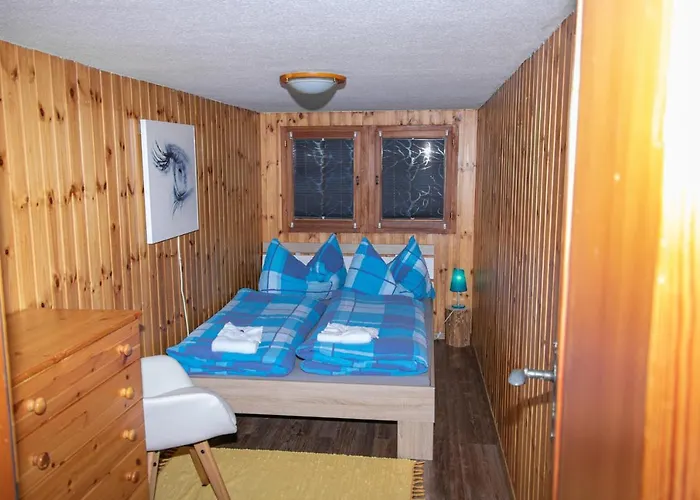 Slavica Dorfstrasse 94 *