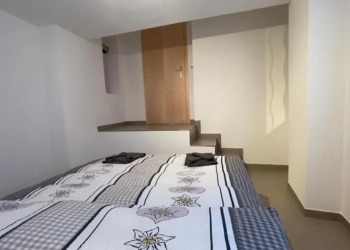 Slavica Dorfstrasse 94 * Randa